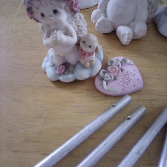 Dreamsicles 6-piece collection including one wind chime - Picture 2 of 3